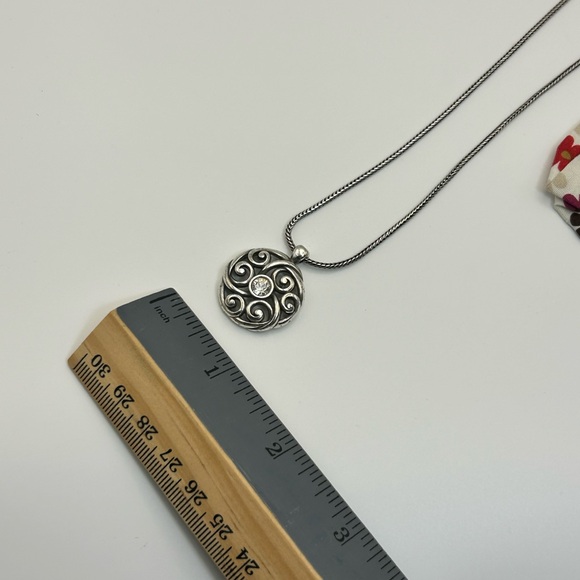 Brighton Round Scroll Necklace Single Swarovski Crystal Retired 17" & Cloth Bag - Picture 11 of 11